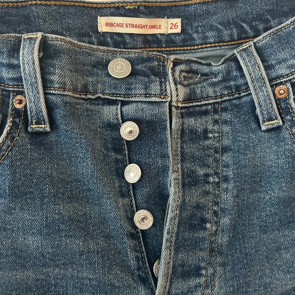 Levi's Women's Ribcage Straight Ankle Jeans - Size 26